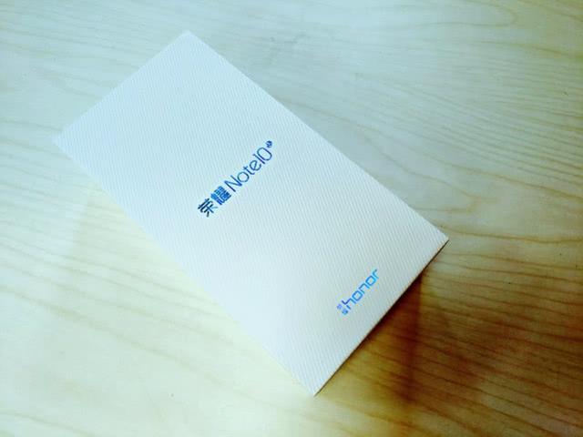 荣耀Note20官宣？麒麟990+超大电池，价格让粉丝惊喜