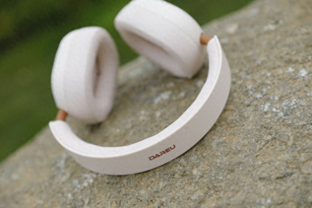 女生无法抵挡的小清新蓝牙耳机，达尔优Z001小方糖耳机使用分享