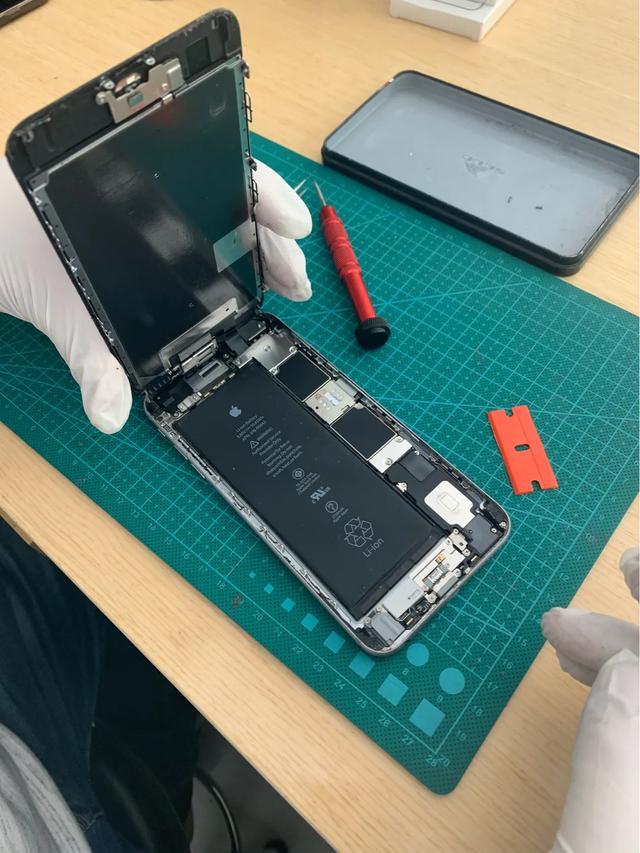 苹果手机如何换电池？