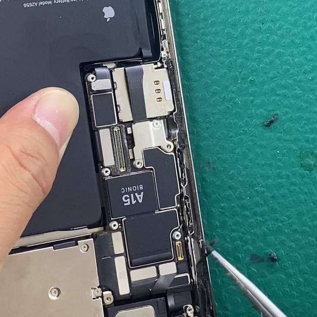 苹果手机13pro/13维修清理#天津手机维修