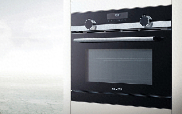 微蒸烤一体机和蒸烤一体机哪个比较实用？看完就明白了