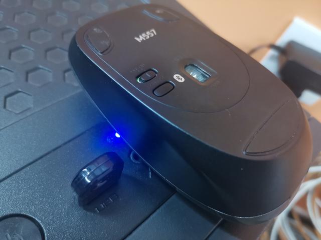 台式电脑只用一个蓝牙发射器，就能同时连接蓝牙键鼠、耳机和手柄