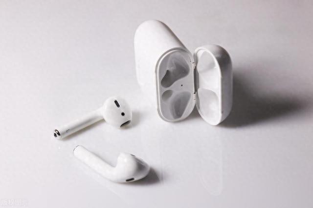 苹果蓝牙耳机如何与苹果和安卓手机连接