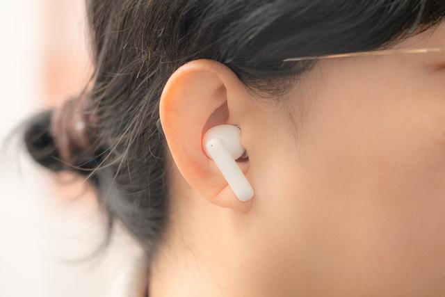 治愈选择困难症，死磕百元档，QCY-T13 ANC主动降噪蓝牙耳机评测