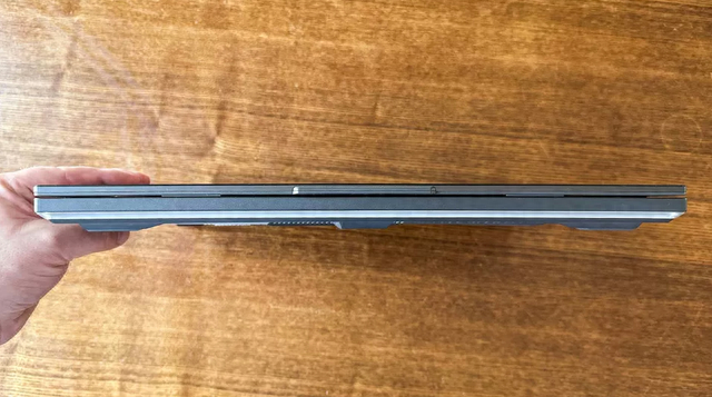 华硕ROG Strix G18评测：一款18 英寸游戏笔记本电脑，既庞大又诱人