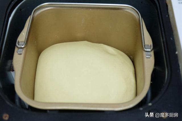 简单实用的面包机食谱分享，美味面包轻松做，香软好吃、甜而不腻