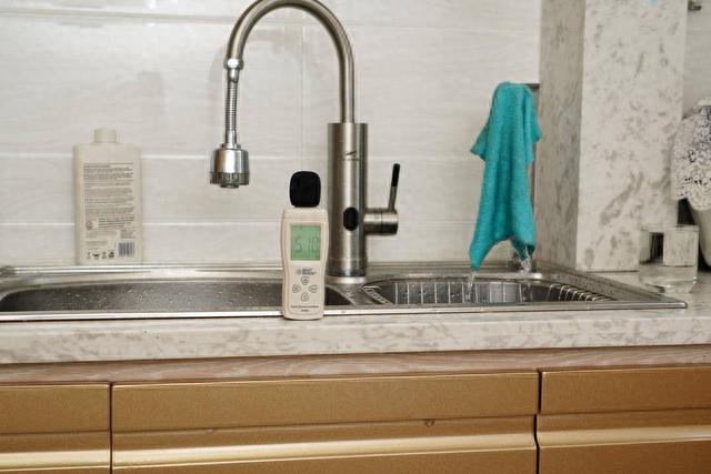 家用净水机的终极形态---佳尼特冷热一体即饮净水机评测