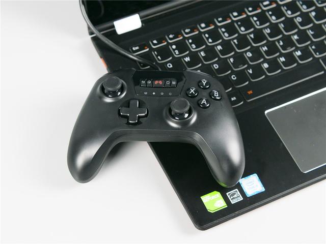 「超逸酷玩」北通斯巴达2游戏手柄电脑手机游戏全兼容
