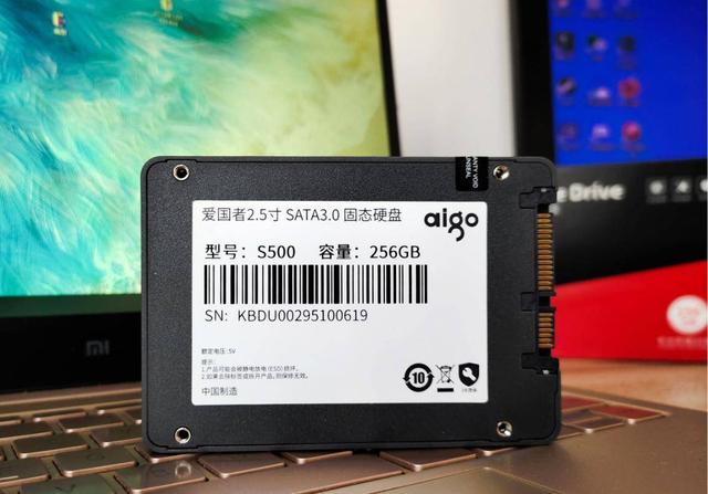 第一次用aigo爱国者固态硬盘，想了解性能如何吗？这篇可以告诉你