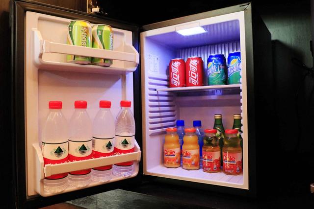 冰箱温度可不能随便设置，夏天设置超低温，当心冰箱不停机