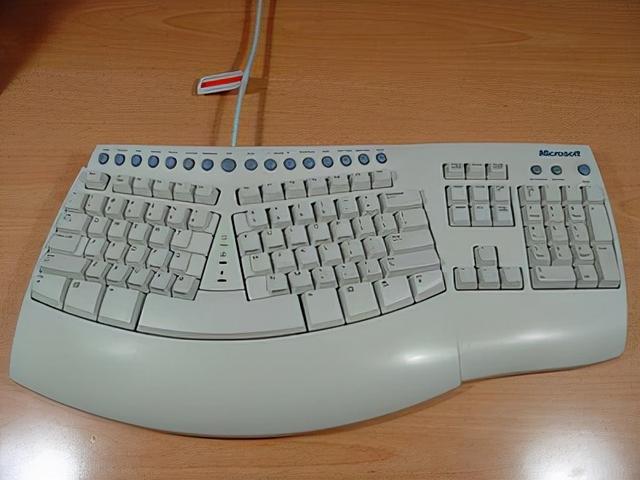 用过就回不去的生产力键盘，x-bows lite人体工程学机械键盘评测