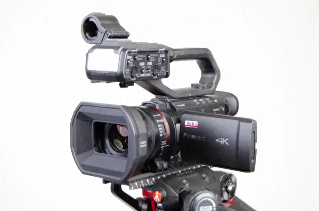 松下HC-X1500便携式摄像机，性价比没的说