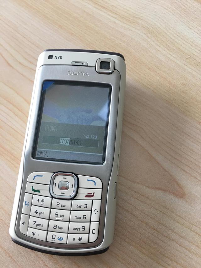 NOKIA 诺基亚 N70 智能手机 怀旧报告