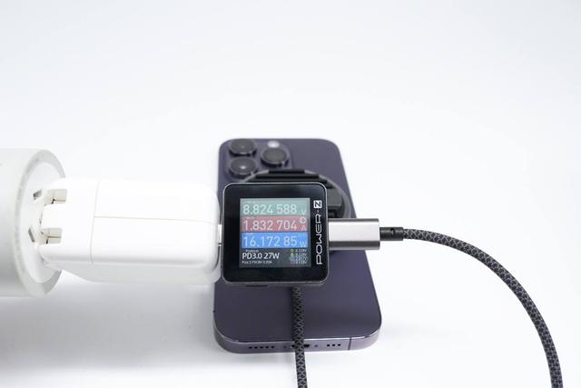 编织款 MagSafe 充电器，原装充电体验，Benks 磁吸无线充电器评测