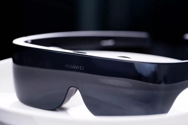 华为VR眼镜Glass评测：软硬件结合的视听盛宴，我被种草了