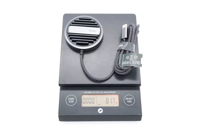 编织款 MagSafe 充电器，原装充电体验，Benks 磁吸无线充电器评测