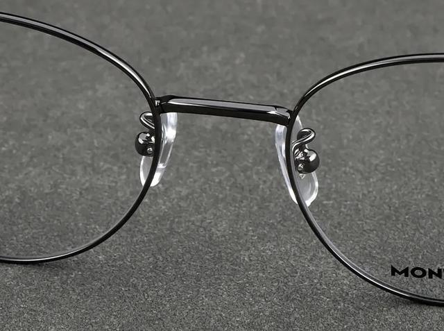 万宝龙MB0085OK，色号001休闲复古眼镜，日本生产