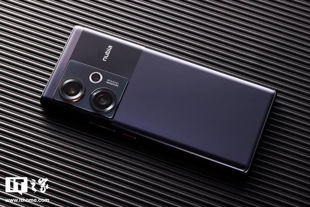 12+512G版低过3000元：努比亚Z50手机直降千元（骁龙8Gen2）