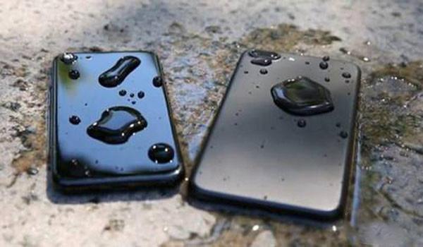 苹果手机进水怎么办？四大急救措施帮助你
